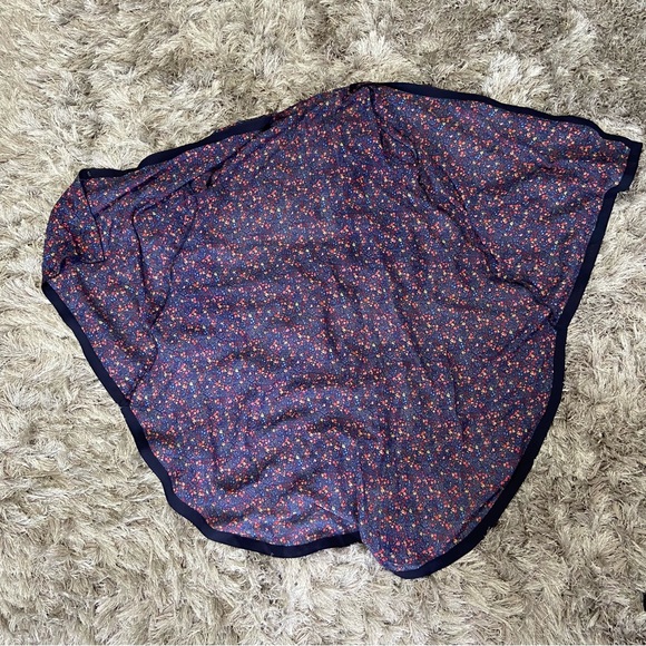 Black Floral print sheer women kimono asymmetrical hemline top. One size. Used. - Picture 5 of 13